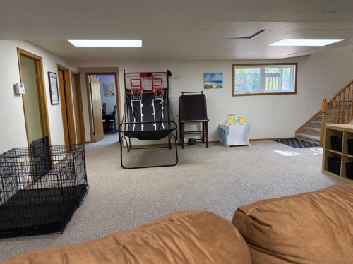 92 Beech Street, Drumheller, AB - Indoor