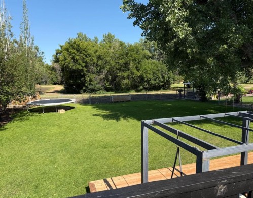 92 Beech Street, Drumheller, AB - Outdoor With Backyard