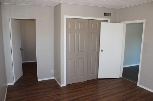 515 2 Avenue East, Brooks, AB - Indoor Photo Showing Other Room