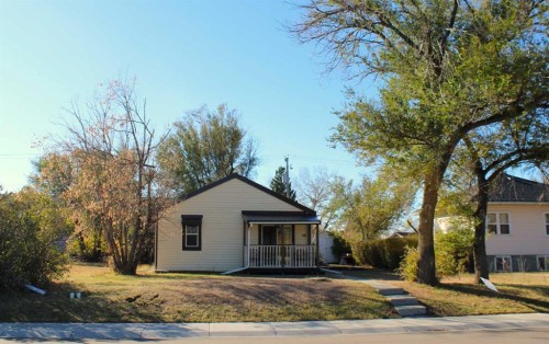 515 2 Avenue East, Brooks, AB - Outdoor