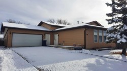 706 Bankview Close  Drumheller, AB T0J 0Y6