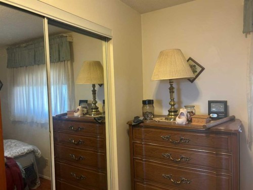 123 Centre Street, Torrington, AB - Indoor Photo Showing Other Room