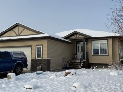 855 Bankview Drive  Drumheller, AB T0J 0Y6