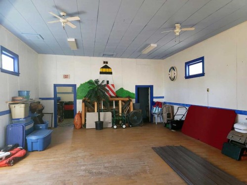 110 1 Avenue East, Craigmyle, AB - Indoor Photo Showing Other Room