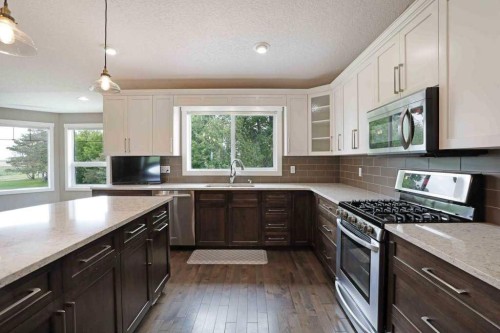 182034 Rge Rd 163, Rural Newell, County Of, AB - Indoor Photo Showing Kitchen