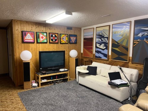 704 Bankview Drive, Drumheller, AB - Indoor