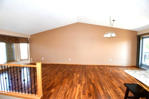 164 Upland Avenue, Brooks, AB - Indoor Photo Showing Other Room