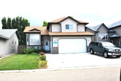 164 upland Avenue  Brooks, AB T1R 1K1