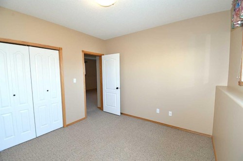 164 Upland Avenue, Brooks, AB - Indoor Photo Showing Other Room