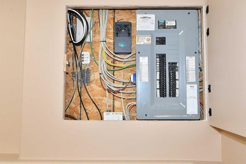 164 Upland Avenue, Brooks, AB - Indoor