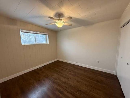 204B 9 Avenue Se, Drumheller, AB - Indoor Photo Showing Other Room