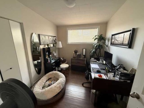 204B 9 Avenue Se, Drumheller, AB - Indoor Photo Showing Other Room