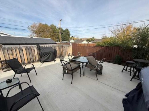 204B 9 Avenue Se, Drumheller, AB - Outdoor With Deck Patio Veranda