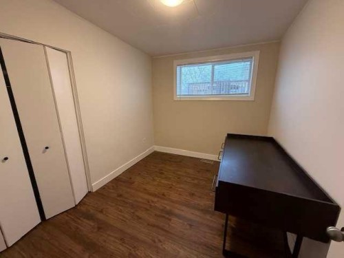 204B 9 Avenue Se, Drumheller, AB - Indoor Photo Showing Other Room