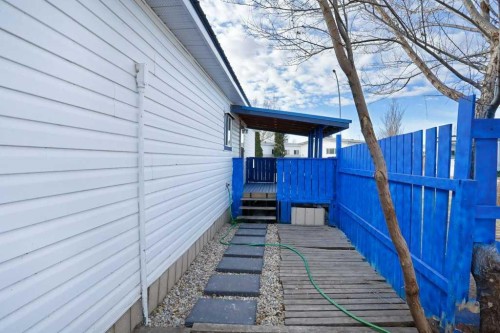 52 Lake Stafford Crescent, Brooks, AB 