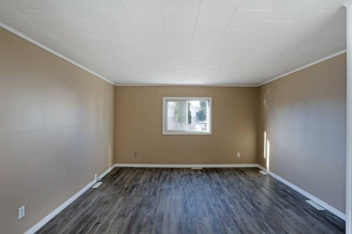 52 Lake Stafford Crescent, Brooks, AB 