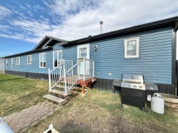 323-349 Railway Avenue WEST Duchess, AB T0J 0Z0