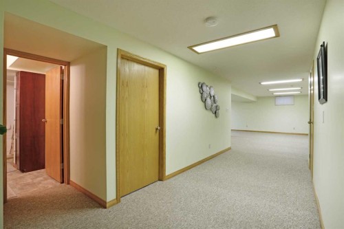 731 Parkland Drive East, Brooks, AB - Indoor Photo Showing Other Room