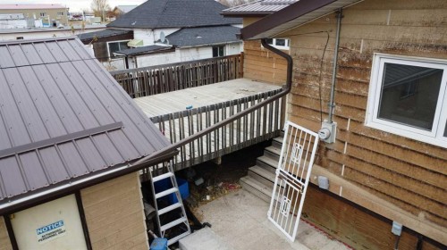 417 2 Avenue West, Hanna, AB - Outdoor With Exterior