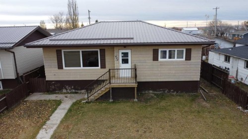 417 2 Avenue WEST Hanna, AB T0J 1P0