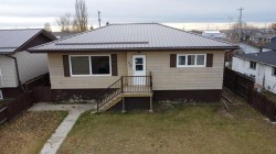 417 2 Avenue WEST Hanna, AB T0J 1P0