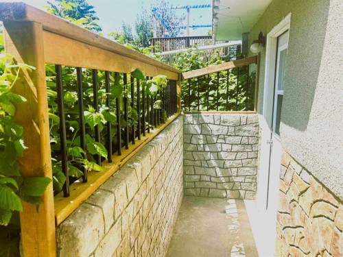 11 Lake Newell Crescent East, Brooks, AB - Outdoor