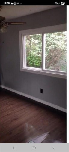 86 Poplar Street, Drumheller, AB - Indoor Photo Showing Other Room