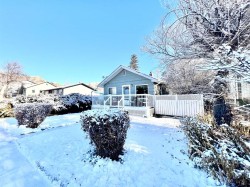 88 Poplar Street  Drumheller, AB T0J 0Y1