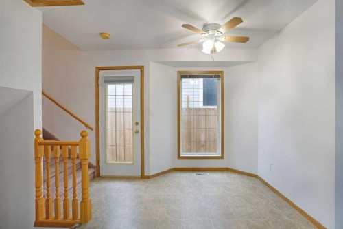 21 Pine Avenue West, Brooks, AB - Indoor Photo Showing Other Room