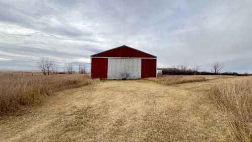 30371 Range Road 143, Hanna, AB - Outdoor