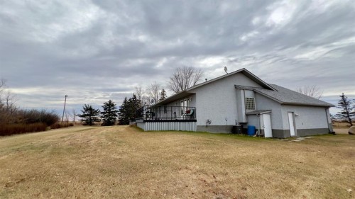 30371 Range Road 143, Hanna, AB - Outdoor