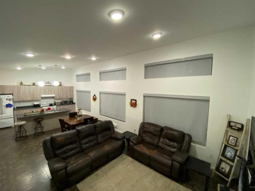 29 Weinmeyer Way, Duchess, AB - Indoor Photo Showing Other Room