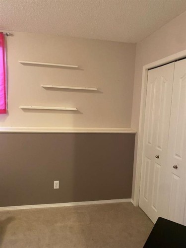 19 Prestwick Green Se, Calgary, AB - Indoor