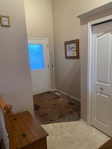 19 Prestwick Green Se, Calgary, AB - Indoor Photo Showing Other Room