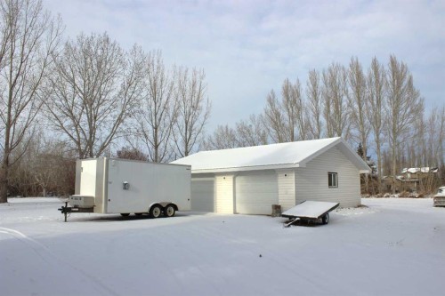 Blue Sign 114 145006 Cassils Rd Subdivision, Rural Newell, County Of, AB - Outdoor