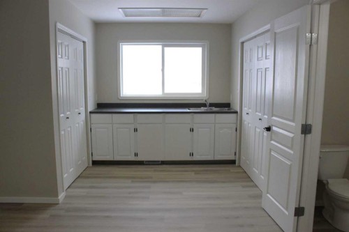 Blue Sign 114 145006 Cassils Rd Subdivision, Rural Newell, County Of, AB - Indoor Photo Showing Other Room