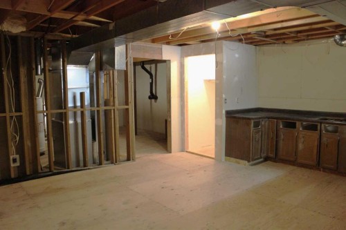 Blue Sign 114 145006 Cassils Rd Subdivision, Rural Newell, County Of, AB - Indoor Photo Showing Basement