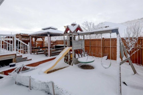 165 10 Avenue Se, Drumheller, AB - Outdoor