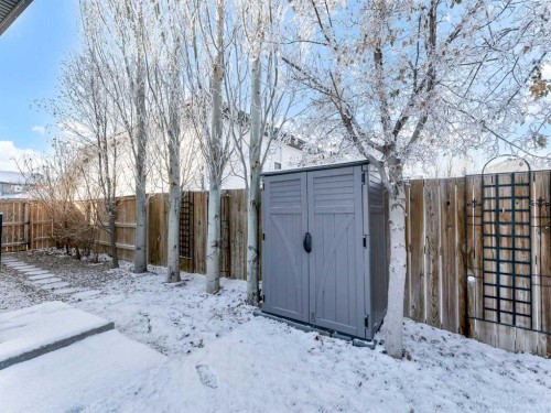 24 Upland Place West, Brooks, AB - Outdoor