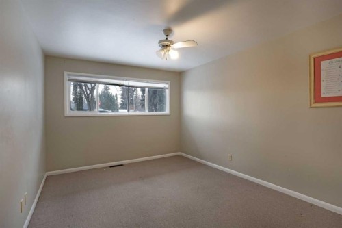 508 2 Avenue West, Brooks, AB - Indoor Photo Showing Other Room