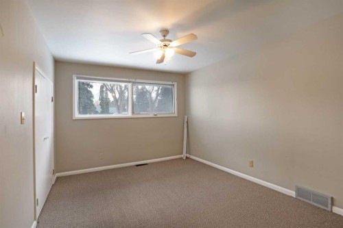 508 2 Avenue West, Brooks, AB - Indoor Photo Showing Other Room