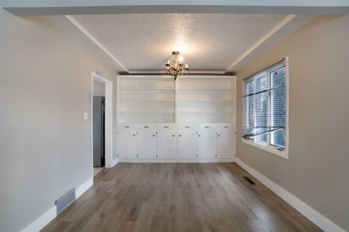 508 2 Avenue West, Brooks, AB - Indoor Photo Showing Other Room