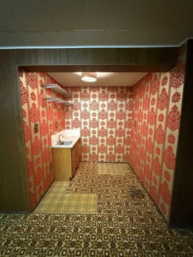 818 James Crescent, Hanna, AB - Indoor Photo Showing Other Room