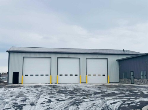 1212 30 Street North, Lethbridge, AB 