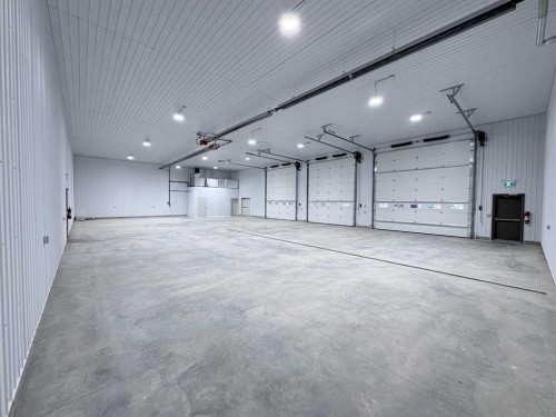 1212 30 Street North, Lethbridge, AB 