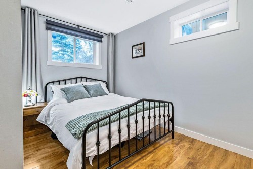 269 Windermere Road Sw, Calgary, AB - Indoor Photo Showing Bedroom