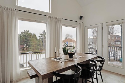 87 White Pelican View, Lake Newell Resort, AB - Indoor Photo Showing Dining Room