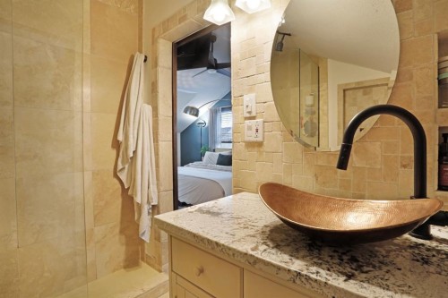 87 White Pelican View, Lake Newell Resort, AB - Indoor Photo Showing Bathroom