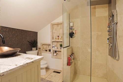 87 White Pelican View, Lake Newell Resort, AB - Indoor Photo Showing Bathroom