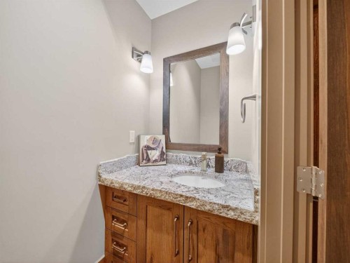 1015 11 Street Se, Calgary, AB 